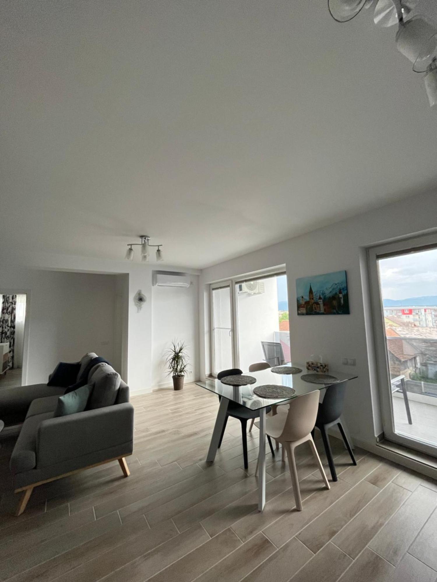 Azzurro Apartment Sibiu Ngoại thất bức ảnh