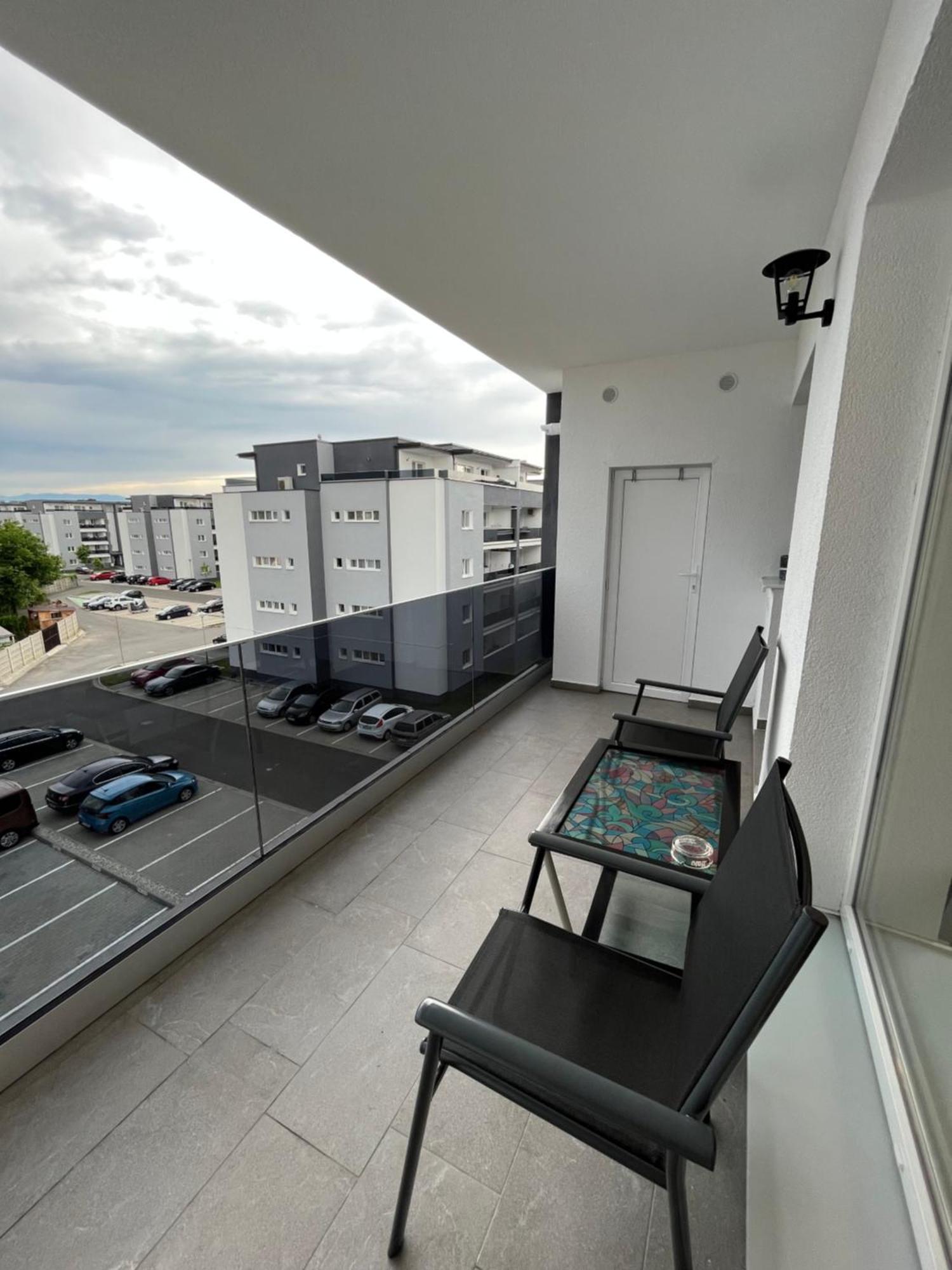 Azzurro Apartment Sibiu Ngoại thất bức ảnh